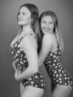 2019-05-04 CloEliza and Fabiene in maroon and gold vintage swimsuits
