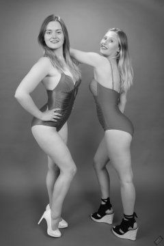 2019-05-04 CloEliza and Fabiene in purple vintage tummy-control one-piece swimsuits
