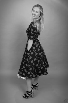 2019-05-04 Fabiene in her own 50's style dress
