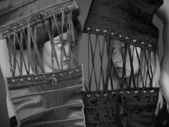 2019-05-04 CloEliza and Fabiene corset shock