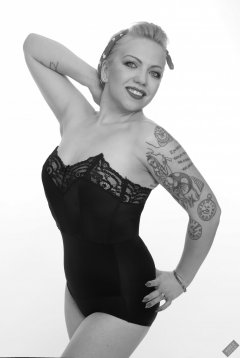 2019-05-25 KL Modelling - in black strapless-bra-top and tight black pantie-girdle, worn as hotpants
