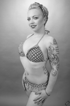 2019-05-25 KL Modelling - in red and white polka-dot bikini