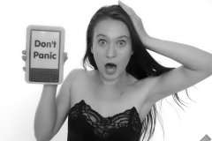 2019-09-21 Kristine Gold Monochrome