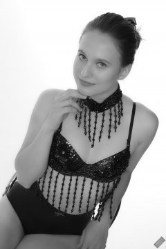 2019-09-21 Kristine Gold - in dark-blue jewelled dance-top and tight blue pantie girdle worn as hot-pants