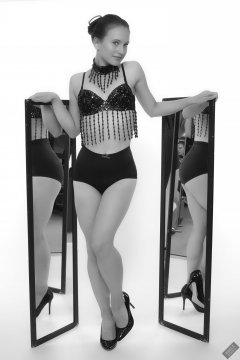 2019-09-21 Kristine Gold - in dark-blue jewelled dance-top and tight blue pantie girdle worn as hot-pants