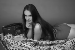 2019-09-21 Kristine Gold - in matching bright red vintage-style bra and red pocket girdle worn as hot-pants