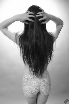 2019-09-21 Kristine Gold - in matching tight pink-and-white lycra sports bra top and shorts set