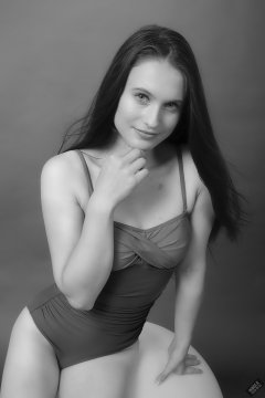 2019-09-21 Kristine Gold - in blue and purple vintage-style one-piece tummy-control swimsuit by M&S