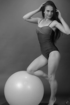 2019-09-21 Kristine Gold - in blue and purple vintage-style one-piece tummy-control swimsuit by M&S