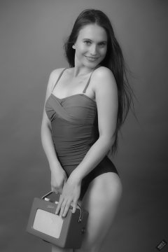 2019-09-21 Kristine Gold - in blue and purple vintage-style one-piece tummy-control swimsuit by M&S - with vintage Roberts RT-1 radio