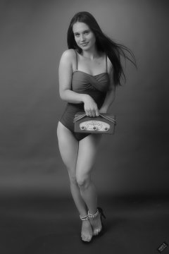 2019-09-21 Kristine Gold - in blue and purple vintage-style one-piece tummy-control swimsuit by M&S - with vintage Roberts RT-1 radio