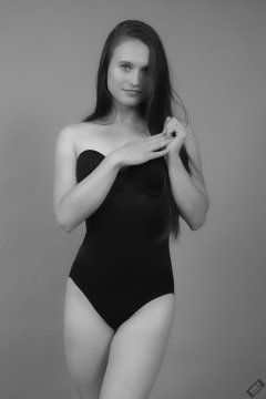 2019-09-21 Kristine Gold - in tight black Miraclesuit one-piece strapless bodyshaper