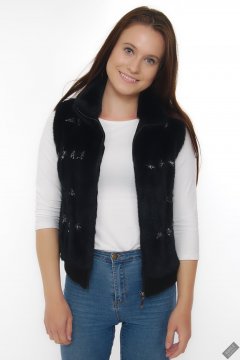 2019-09-21 Kristine Gold - in her own clothes as she arrived at the studio