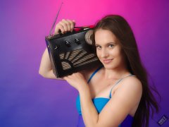 2019-09-21 Kristine Gold - in blue and purple vintage-style one-piece tummy-control swimsuit by M&S - with vintage Radio Exchange Roamer Ten multi-band radio