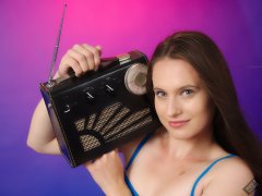 2019-09-21 Kristine Gold - in blue and purple vintage-style one-piece tummy-control swimsuit by M&S - with vintage Radio Exchange Roamer Ten multi-band radio