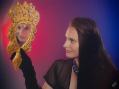 2019-09-21 Kristine Gold - in tightly-laced black underbust corset worn over black Miraclesuit strapless one-piece bodyshaper