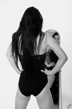 2019-12-14 Kristine Gold mirror shot, in black vintage longline strapless bra-top and matching high-waist control briefs, with her own black leather thigh boots