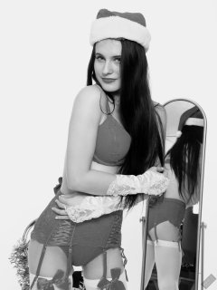 2019-12-14 Kristine Gold vintage pinup christmas shoot in red bra and girdle, mirror shot