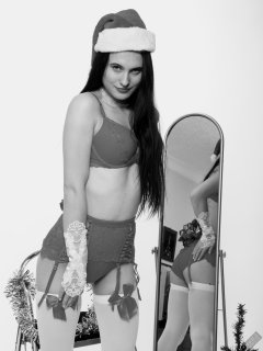 2019-12-14 Kristine Gold vintage pinup christmas shoot in red bra and girdle, mirror shot