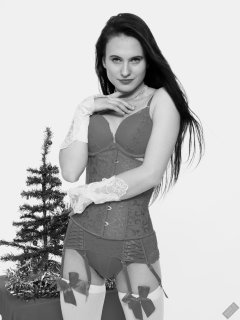 2019-12-14 Kristine Gold vintage pinup christmas shoot in red bra and girdle