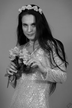 2019-12-14 Kristine Gold modelling her own flowing dress