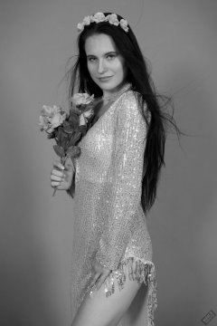 2019-12-14 Kristine Gold modelling her own flowing dress