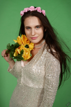 2019-12-14 Kristine Gold modelling her own flowing dress