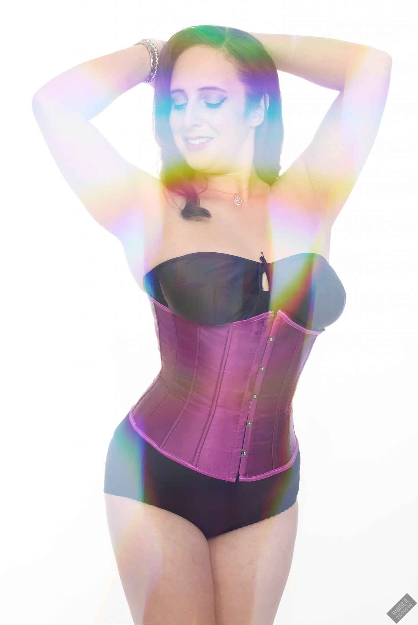 2020-01-04 Alex Allure modelling tightly-laced purple underbust corset