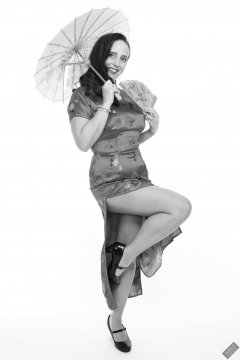 2020-01-04 Alex Allure in pink silk cheongsam dress