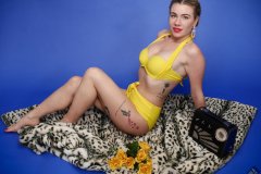 2020-01-18 Danni Moss colour
