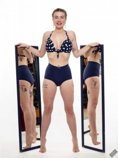 2020-01-18 Danni Moss in matching vintage blue bra and girdle