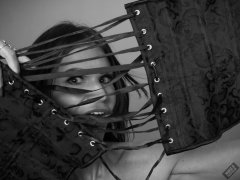 2020-03-08 LisaAnne corset shock!