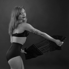 2022-07-02 Mave D models black bra and vintage girdle worn as hotpants
