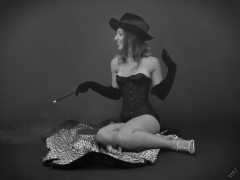 Michelle's Modelling in tightly-laced black underbust corset, worn on top of matching black bra and high waist girdle