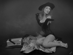 Michelle's Modelling in tightly-laced black underbust corset, worn on top of matching black bra and high waist girdle