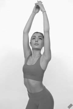 Viktoria Pavlova Pilates studio shoot 2023-01-14