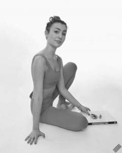 Viktoria Pavlova Pilates studio shoot 2023-01-14