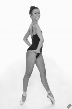 Viktoria Pavlova Pilates studio shoot 2023-01-14