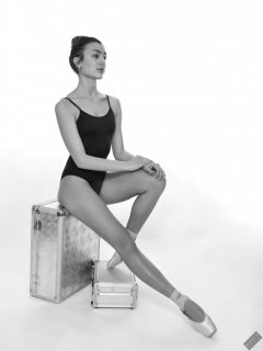 Viktoria Pavlova Pilates studio shoot 2023-01-14