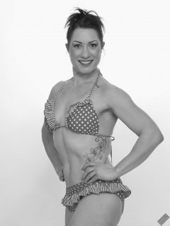 Athena Marie performs her fitness routine, in polka-dot bikini, studio shoot 2023-02-04