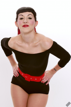 Alyla pinup fitness shoot