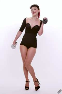 Alyla pinup fitness shoot