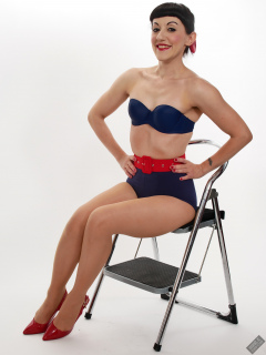 Alyla pinup fitness shoot