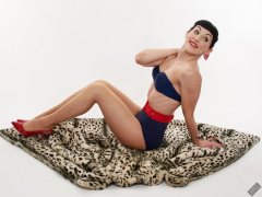 Alyla pinup fitness shoot