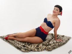 Alyla pinup fitness shoot