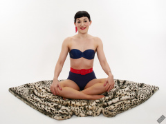 Alyla pinup fitness shoot