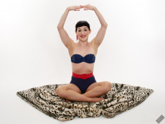 Alyla pinup fitness shoot