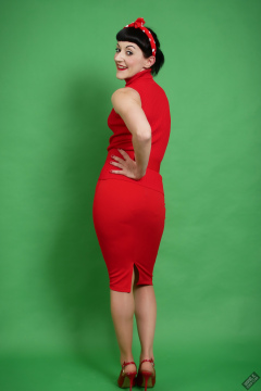 Alyla models red outfit
