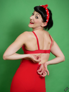 Alyla models red outfit