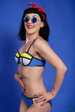 Alyla pinup fitness shoot